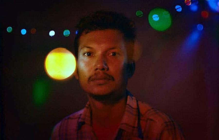 image from the film MANTA RAY